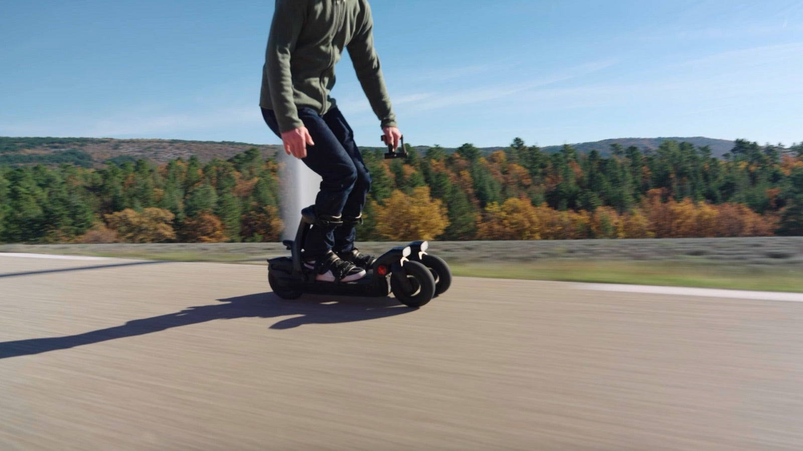 PEAK S, les premiers skis électriques au monde